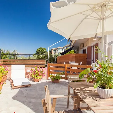 Tasoula's Vista Aparthotel 3*