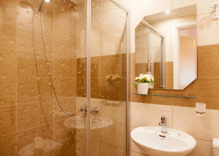 Tasoula's Vista 3*